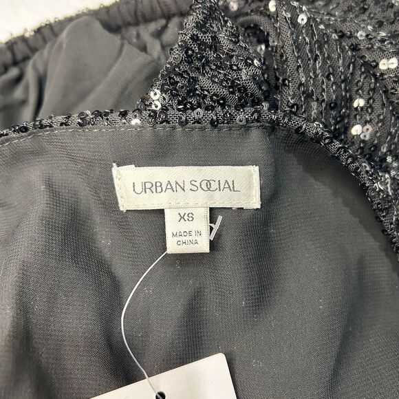 NWT Urban Social Black Sequined Top, Size XS, Holidays, New Year's, Party - Picture 3 of 4